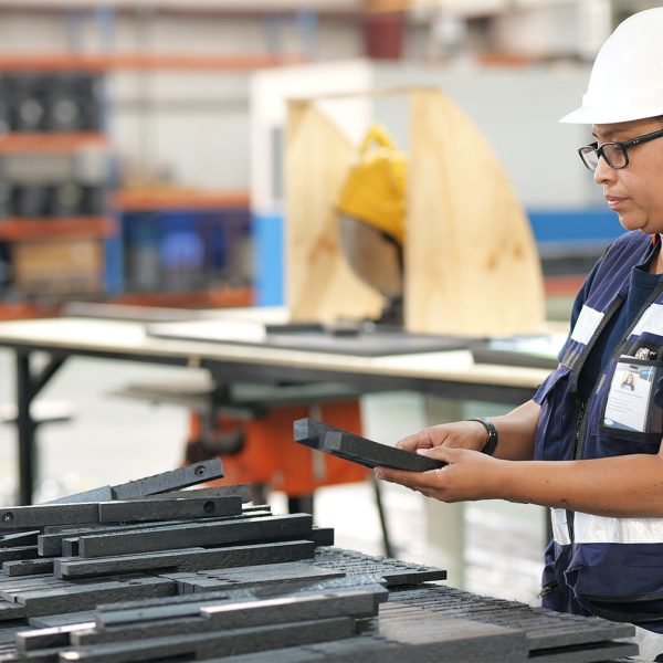 poly-materia;_0024_P1017323